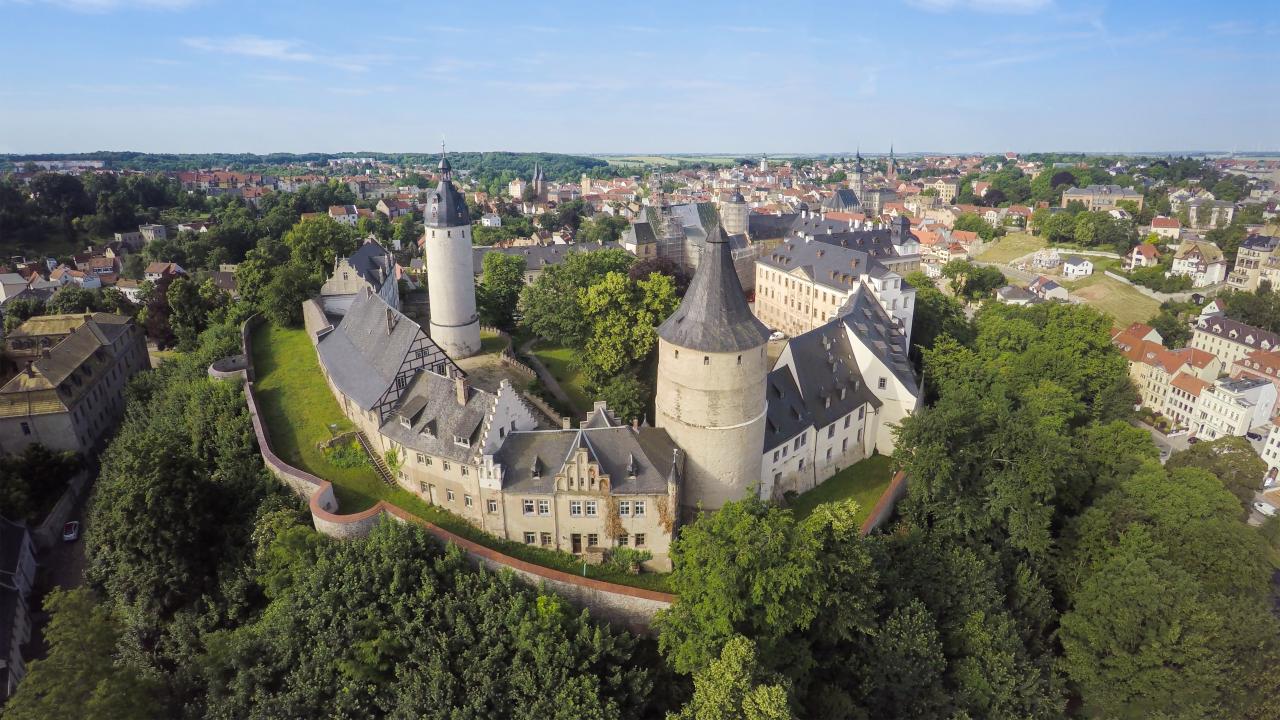 Blick auf das Residenzschloss in Altenburg, Vogelperspektive