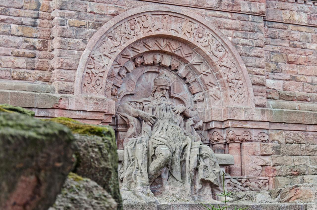 Detail des Kyffhäuser-Denkmals - Kaiser Barbarossa